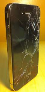 iphone4_cracked_small.jpg